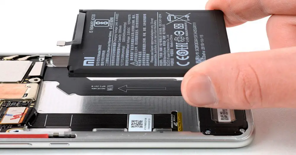 Complete guide to change the battery of a Xiaomi mobile