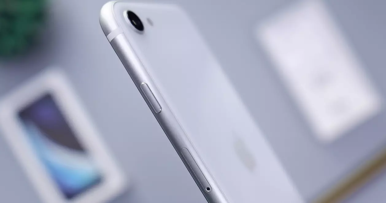 5 เหตุผลที่จะไม่ซื้อ iPhone SE 2022