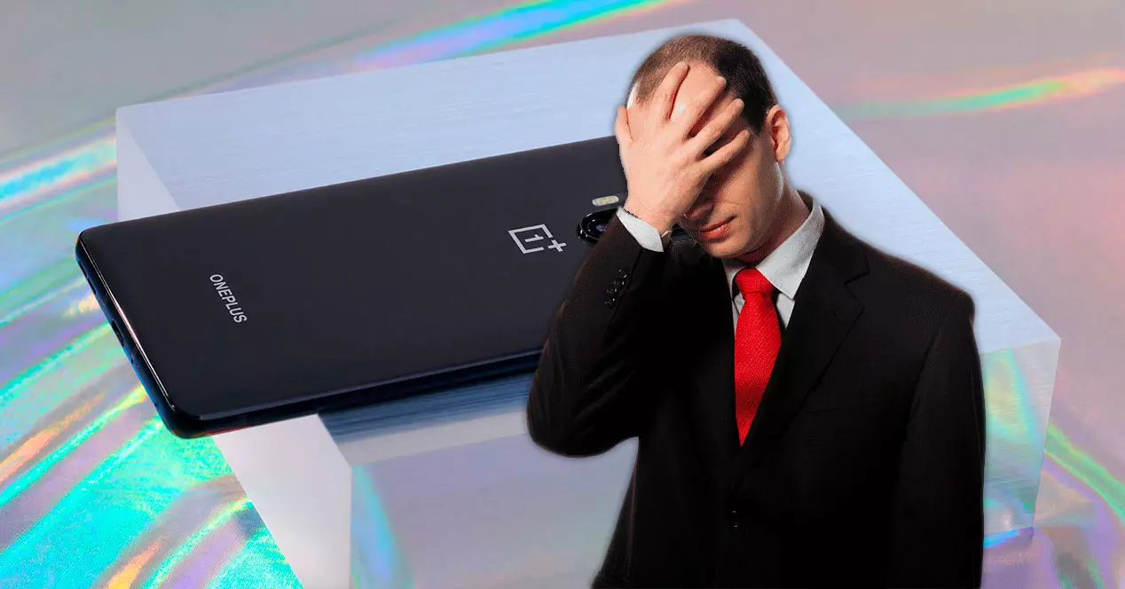 OnePlus tries to fix OxygenOS 12 glitches, but it makes it worse