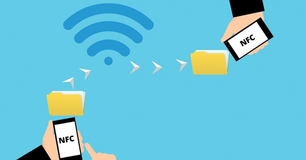 Jak bezpiecznie korzystać z mobilnej komunikacji NFC