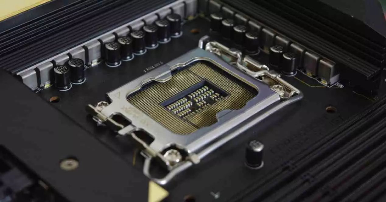 Premiers détails du socket V1 pour les futurs processeurs Intel