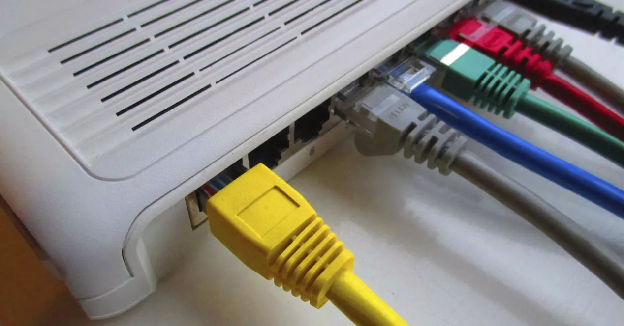 Yönlendiriciye bağladığınız Ethernet kablosu zarar görebilir