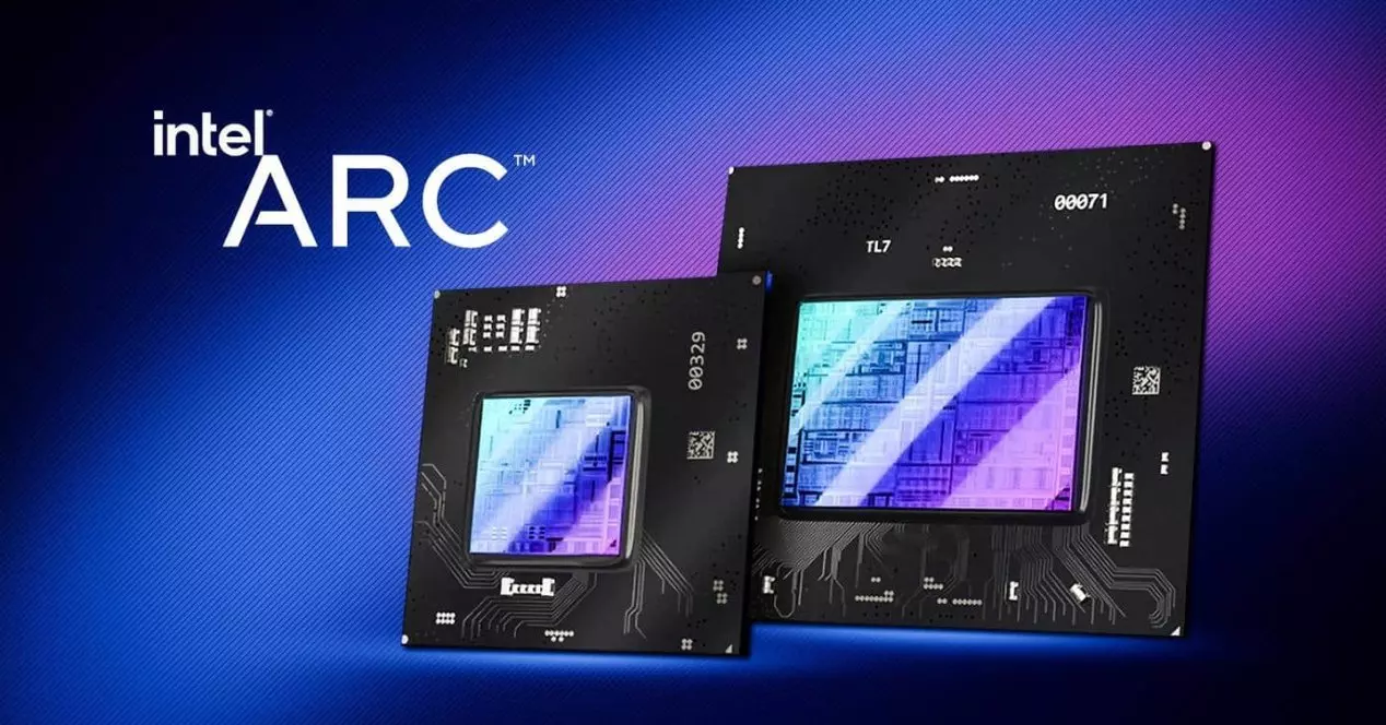 Intel Arc 显卡可以搭配 NVIDIA RTX Mobile