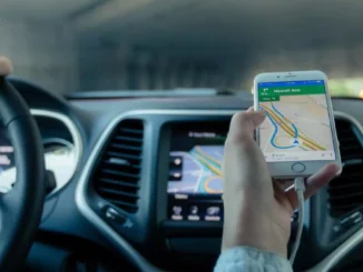 Gør din mobil til en GPS-navigator for at rejse i bil