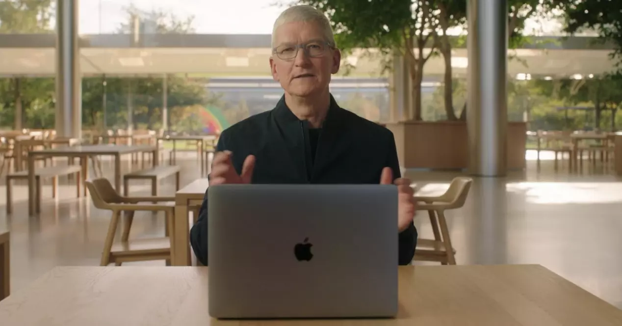 Come scrivere a Tim Cook