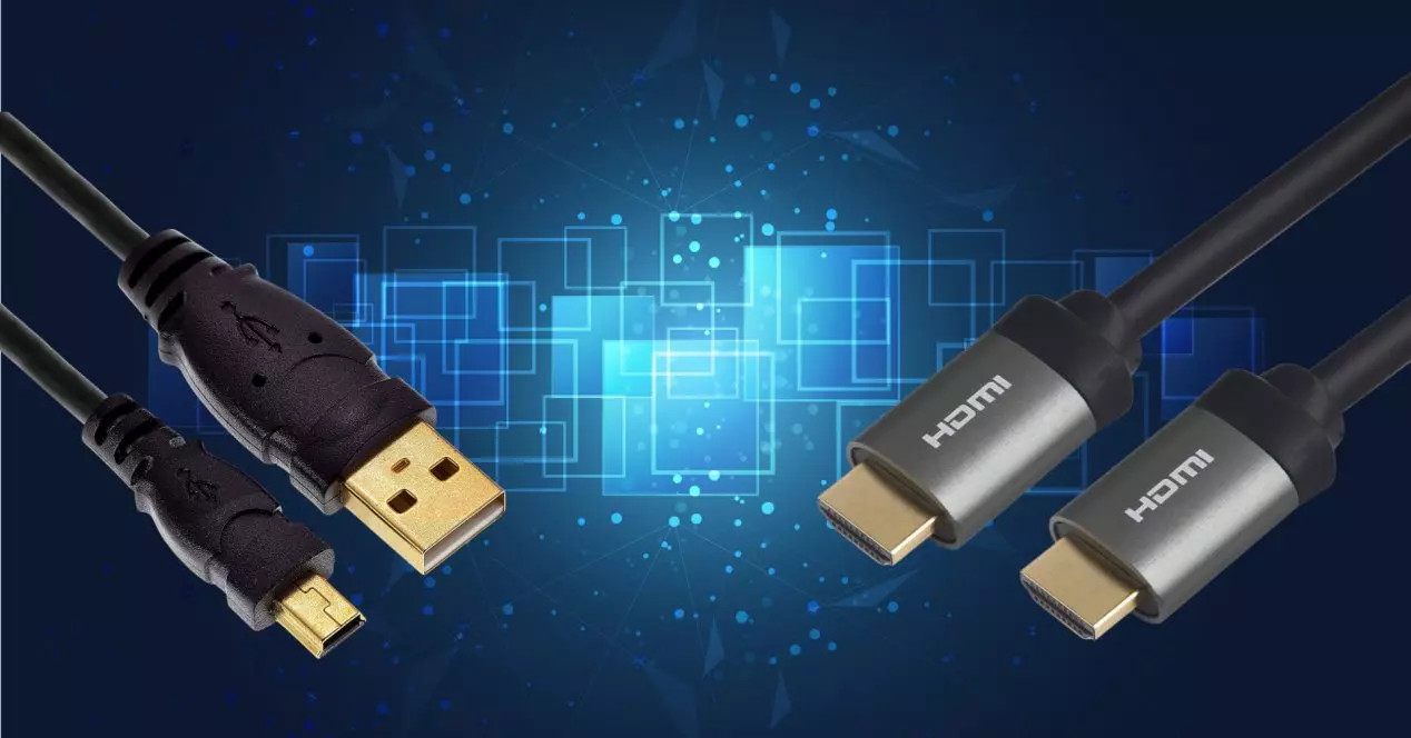 Pozlacené konektory HDMI a USB