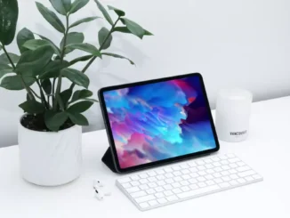 Is it better to buy an iPad than a Mac