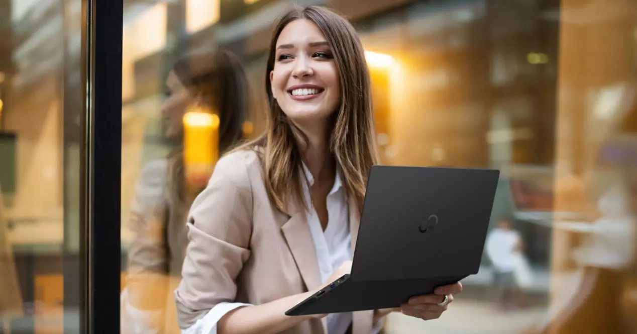 The lightest laptop in the world