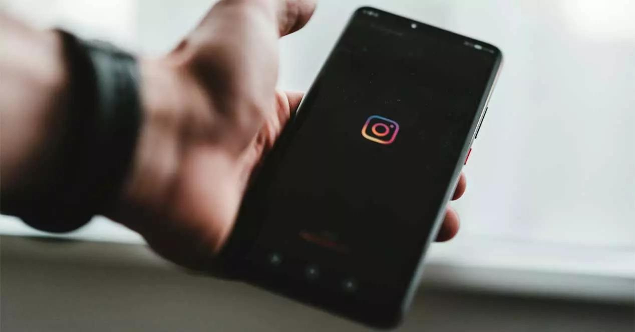 Photos grow on Instagram: the full screen arrives