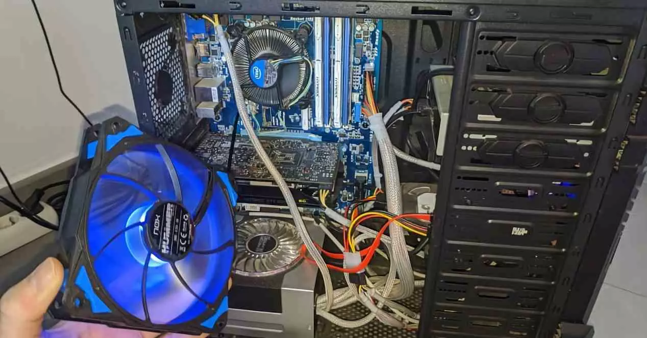 removendo ou parando os ventiladores do PC