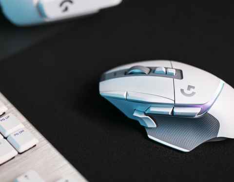 印象的な新しい Logitech G502 X マウス
