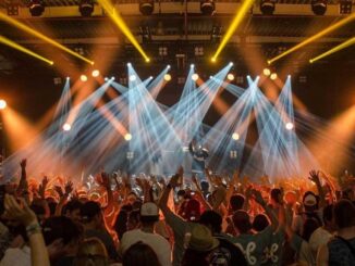 Spotify skips songs and crashes, disable this feature