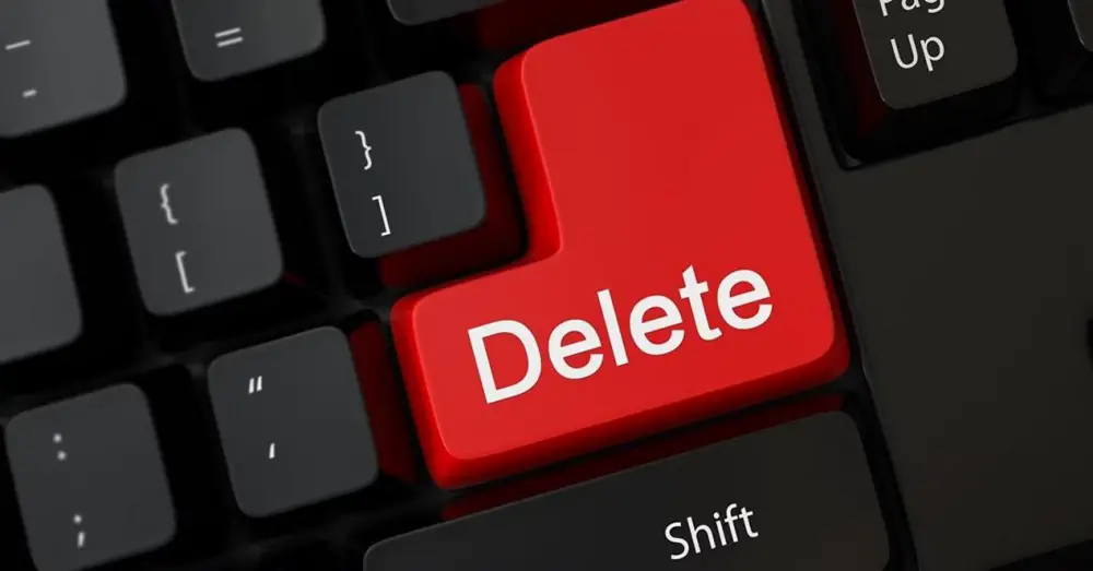 The tricks to delete the indelible files of Windows