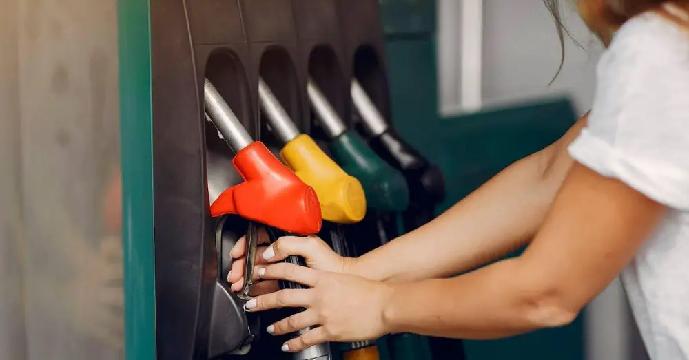 Is cheap gasoline from low cost gas stations really bad