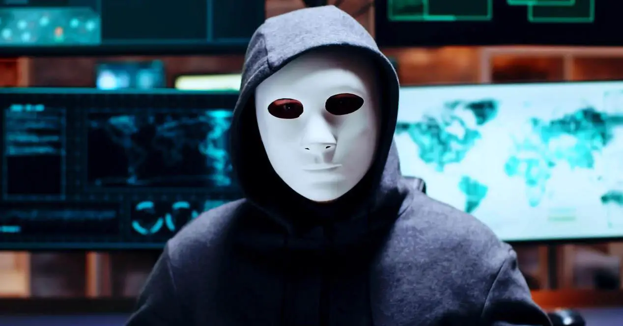 This new virus records everything you do and steals your data