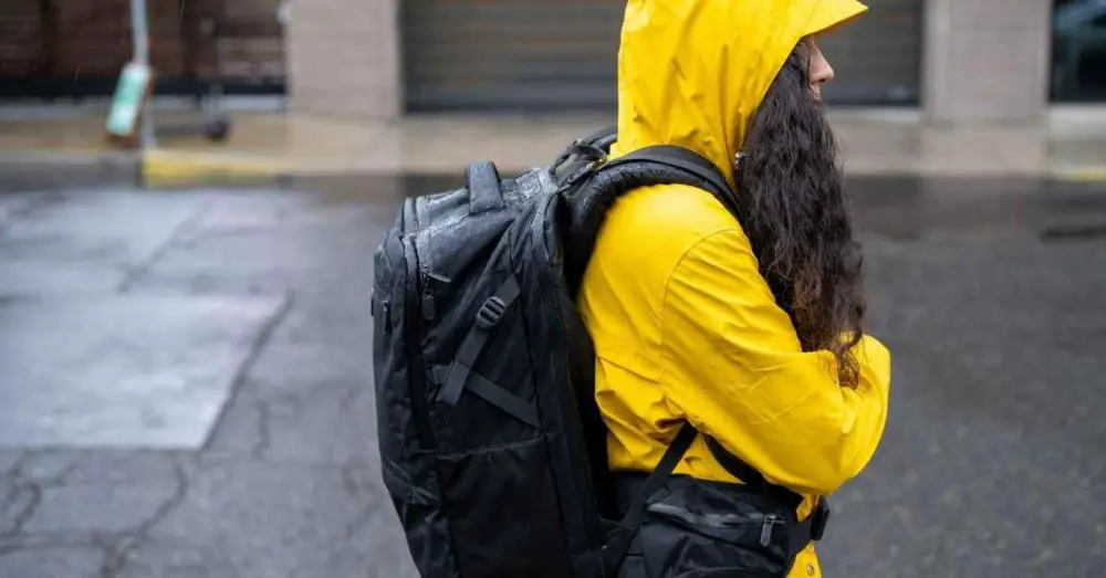 Best waterproof backpacks to save your laptop from the rain ITIGIC
