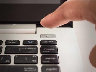 Turn off or leave the laptop in sleep
