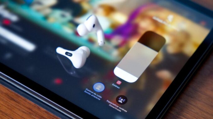 aktivere Spatial audio på iPhone, Mac og Apple TV