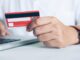 Ist es sicherer, online mit einer Debit- oder Kreditkarte einzukaufen?