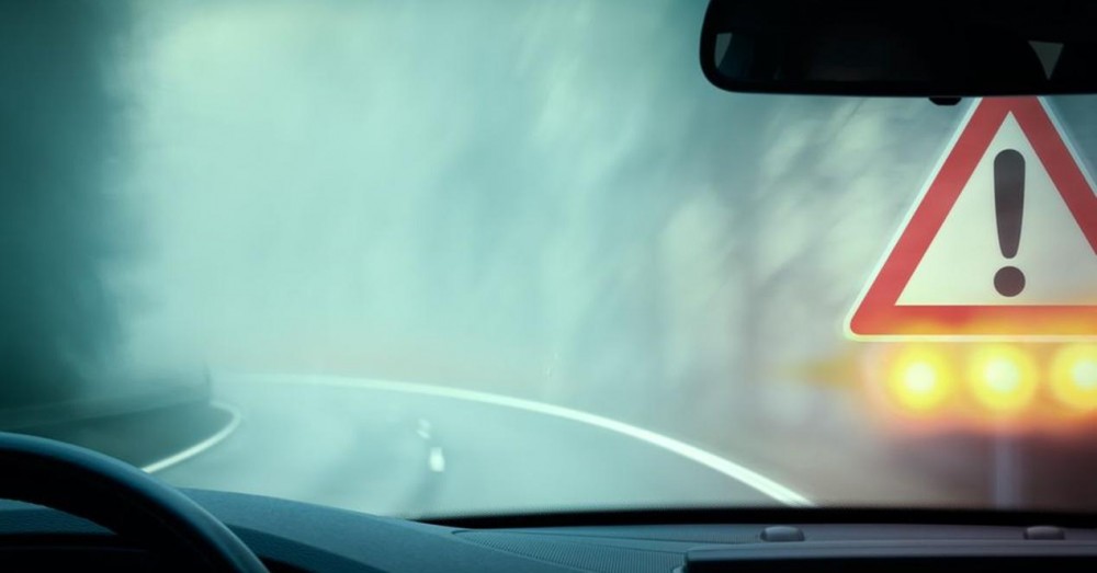 4 trucchi per guidare in condizioni di scarsa visibilità senza paura