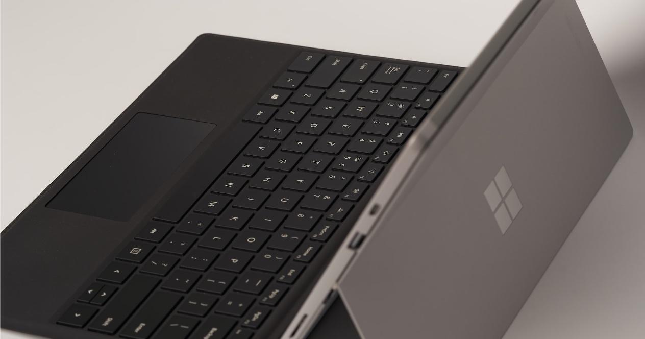 Surface 9 Pro ou iPad qui est mieux