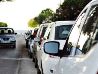 6 cases in which it is prohibited to stop and park