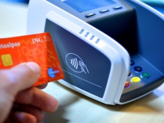 Why paying with a contactless card is much safer