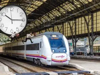 The Renfe app tells you if the train is late