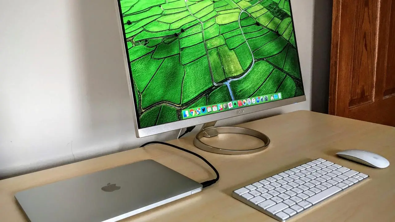 Schließen Sie Ihr MacBook Pro an einen VGA-Monitor an