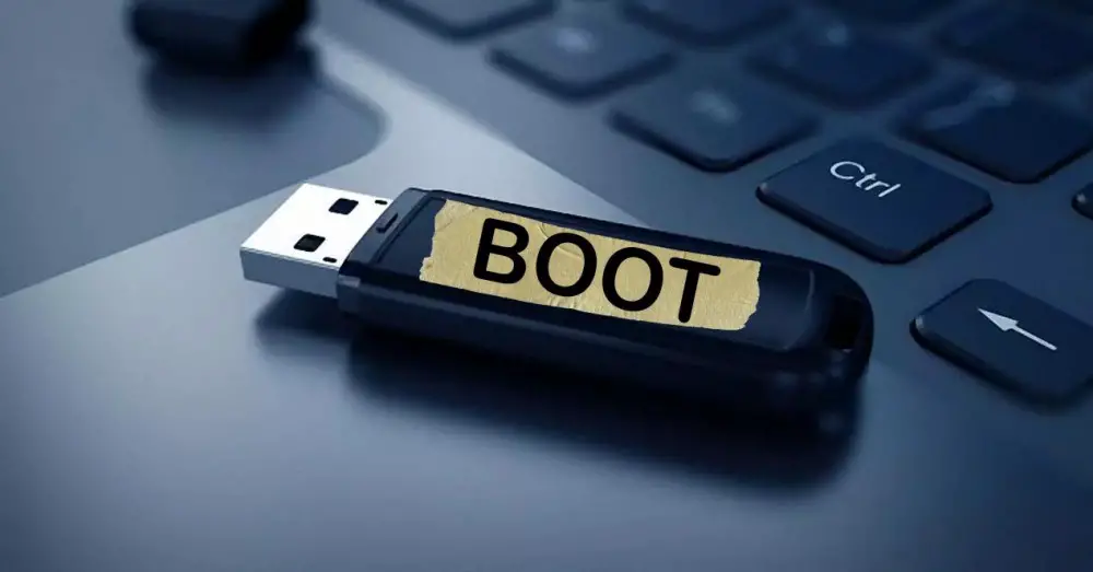 Definitivní USB flash disk pro spuštění jakéhokoli PC