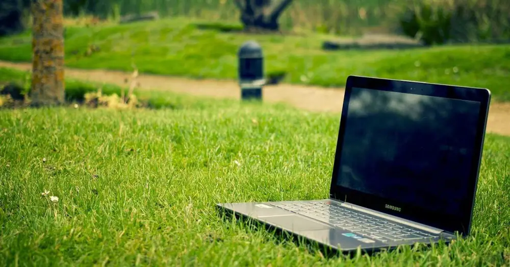 My laptop was stolen while traveling