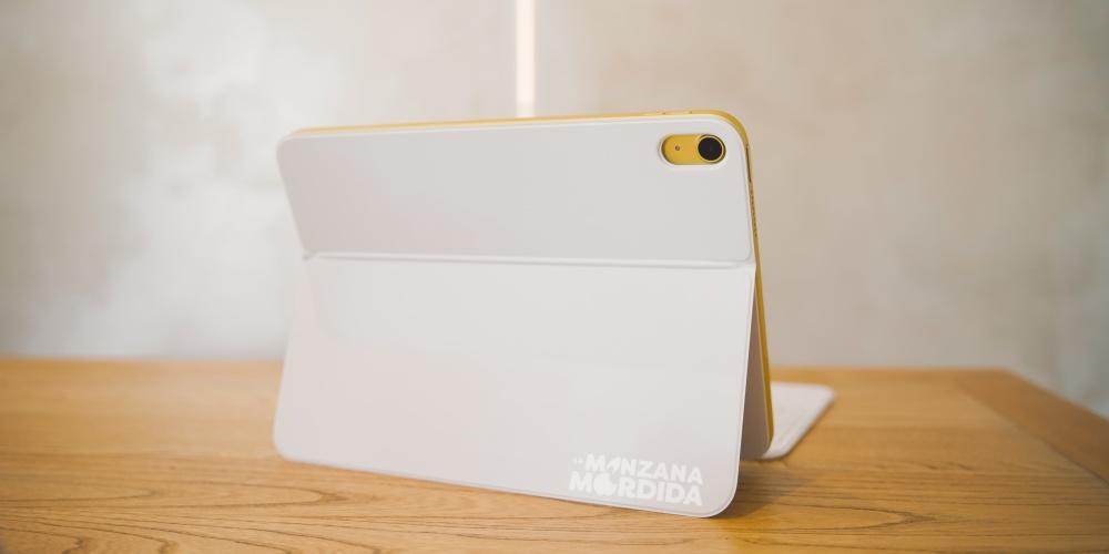 iPad 10 + Magic Keyboard