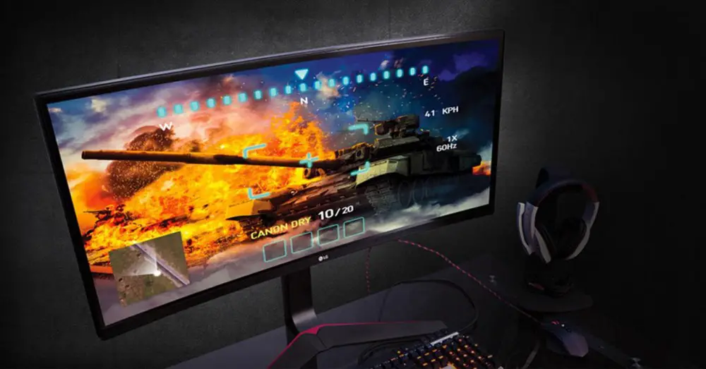 Is the "fashion" for curved monitors over
