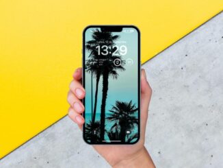 set a dynamic and random wallpaper on the iPhone
