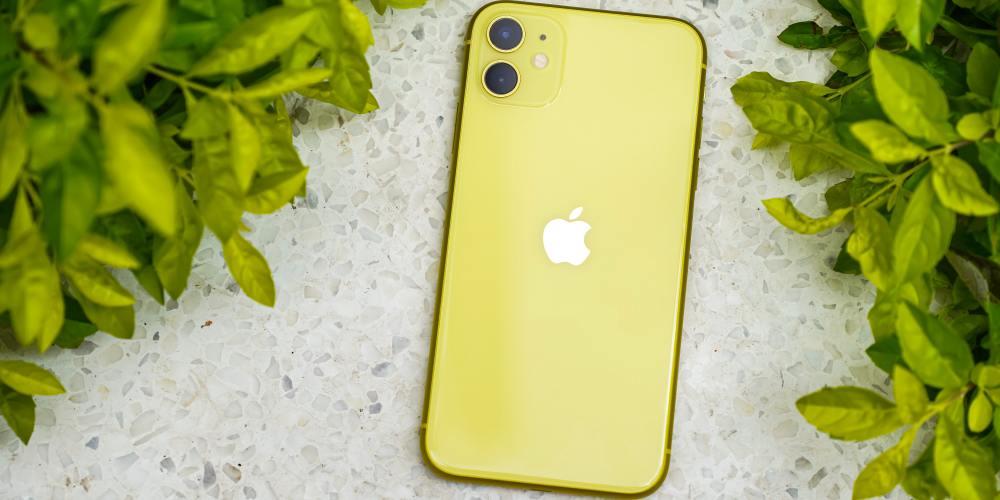 iPhone 11 amarelo