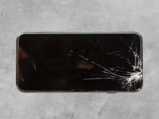 mobile screen broken