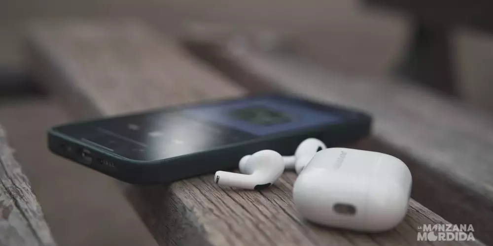 اي فون- AirPods- برو