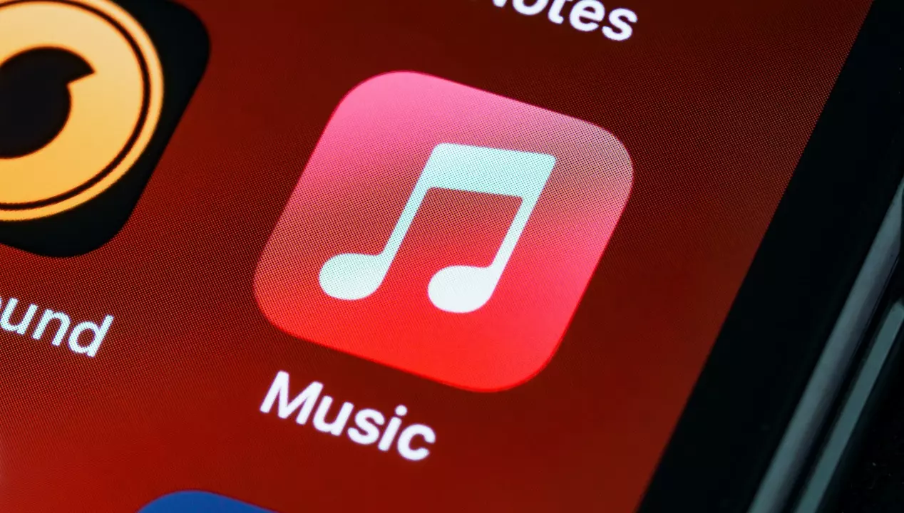 How To Create Collaborative Playlists In Apple Music | ITIGIC